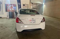 نيسان فيرسا